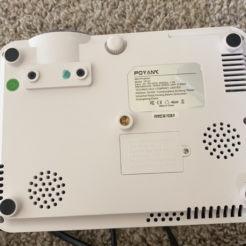 Mini projector wireless! - Picture 5 of 5